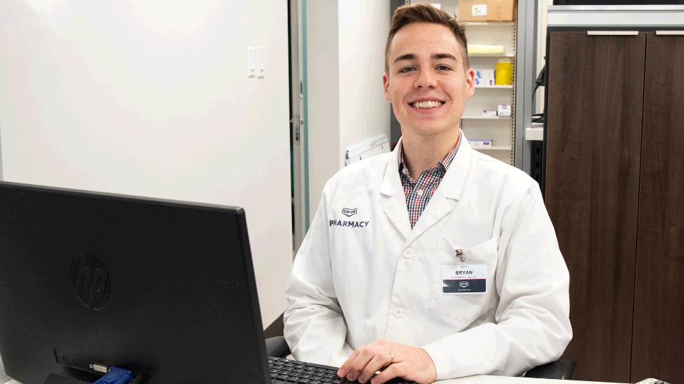 Co-op Pharmacy Trader Ridge